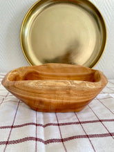 Charger l'image dans la galerie, Coupe en bois d'olivier n°3
