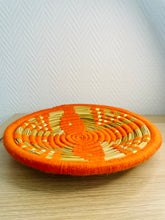Charger l'image dans la galerie, Plat décoratif "Orange et doré"
