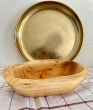 Charger l'image dans la galerie, Coupe en bois d'olivier n°4

