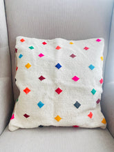 Charger l'image dans la galerie, Housse de coussin berbère à motif losange
