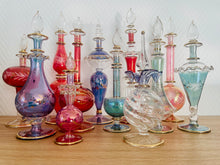 Charger l'image dans la galerie, Grand flacon en verre n°10 26cm

