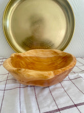 Charger l'image dans la galerie, Coupe en bois d'olivier n°2
